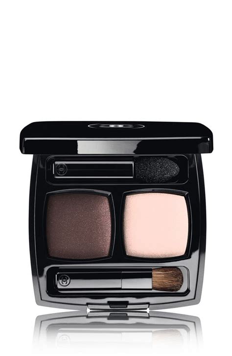 CHANEL Ombres Contraste Duo Eyeshadow Duo.